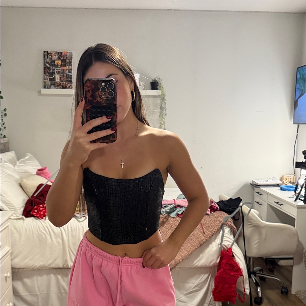 Black Strapless Top